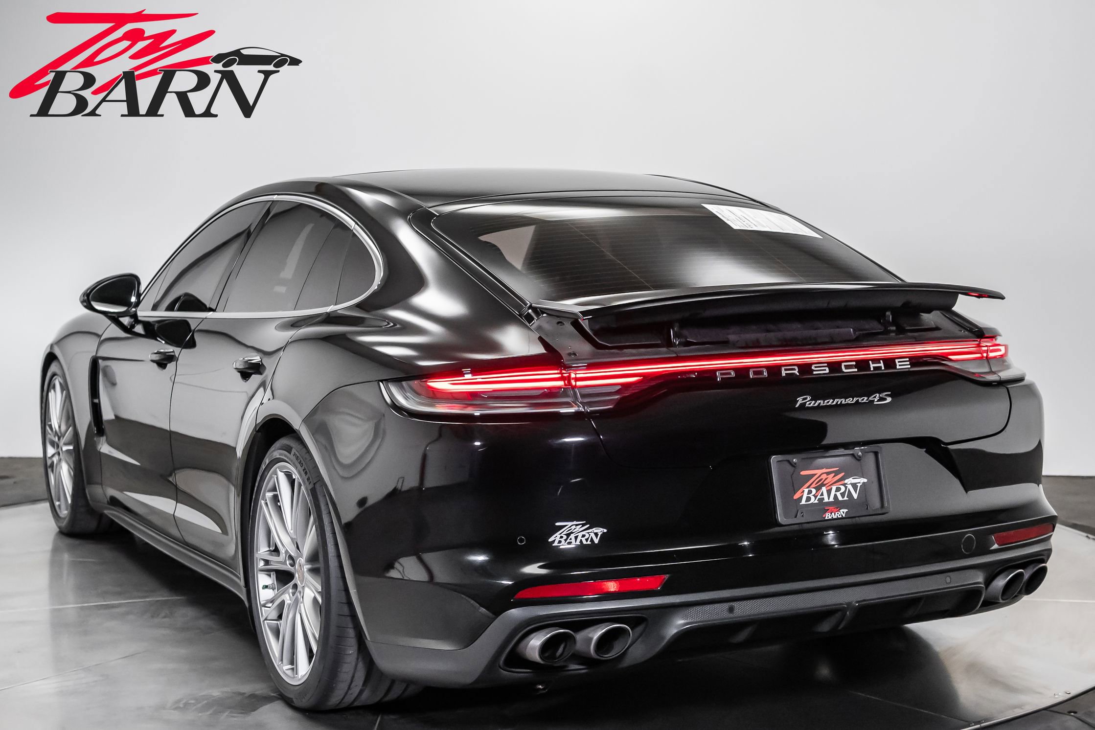 2022 Porsche Panamera 4S