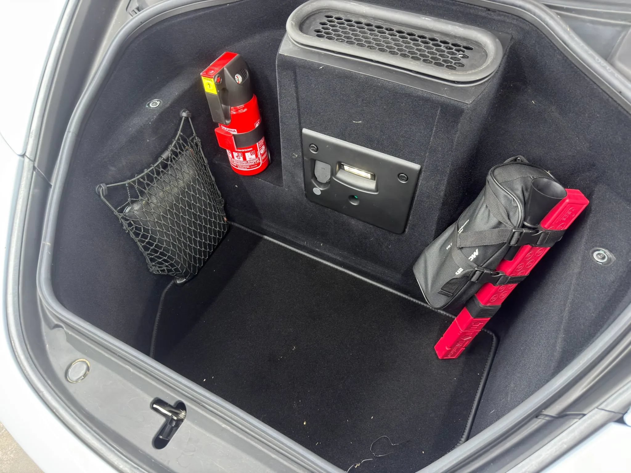 Used 2018 McLaren 720S photo 32