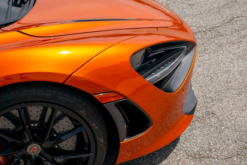 Used 2018 McLaren 720S Performance photo 29