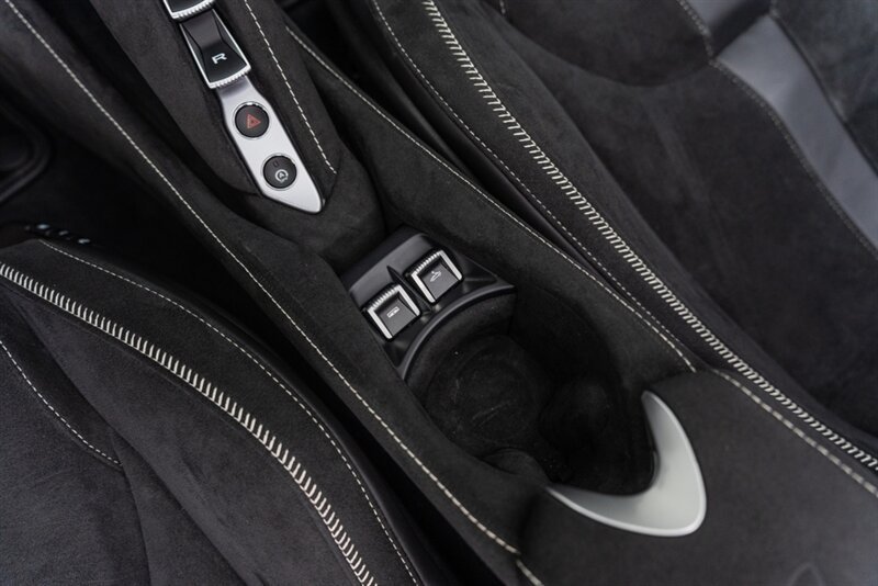Used 2024 McLaren 750S Spider photo 79