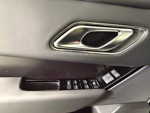 2026 Land Rover Range Rover Velar Dynamic SE