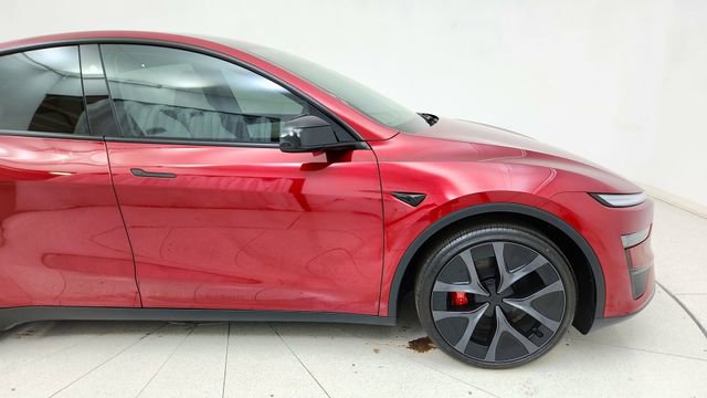 2026 Tesla Model Y Performance