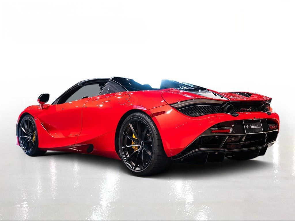 Used 2022 McLaren 720S Spider 2