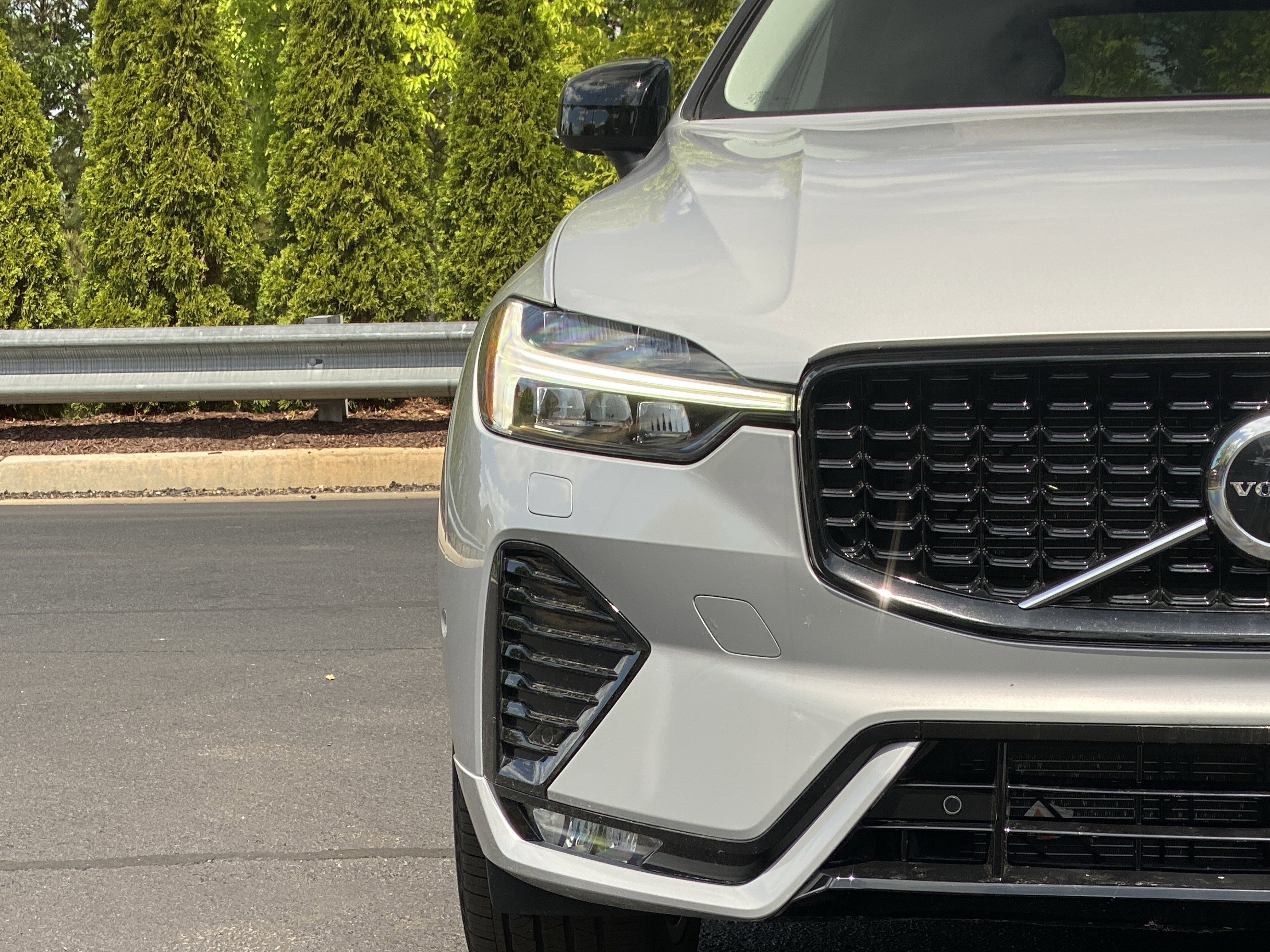 2025 Volvo XC60 B5 Plus