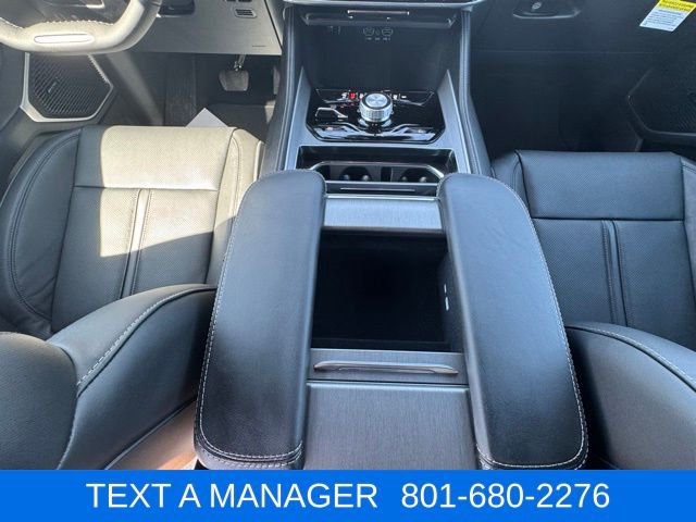 2026 Jeep Grand Wagoneer 4WD