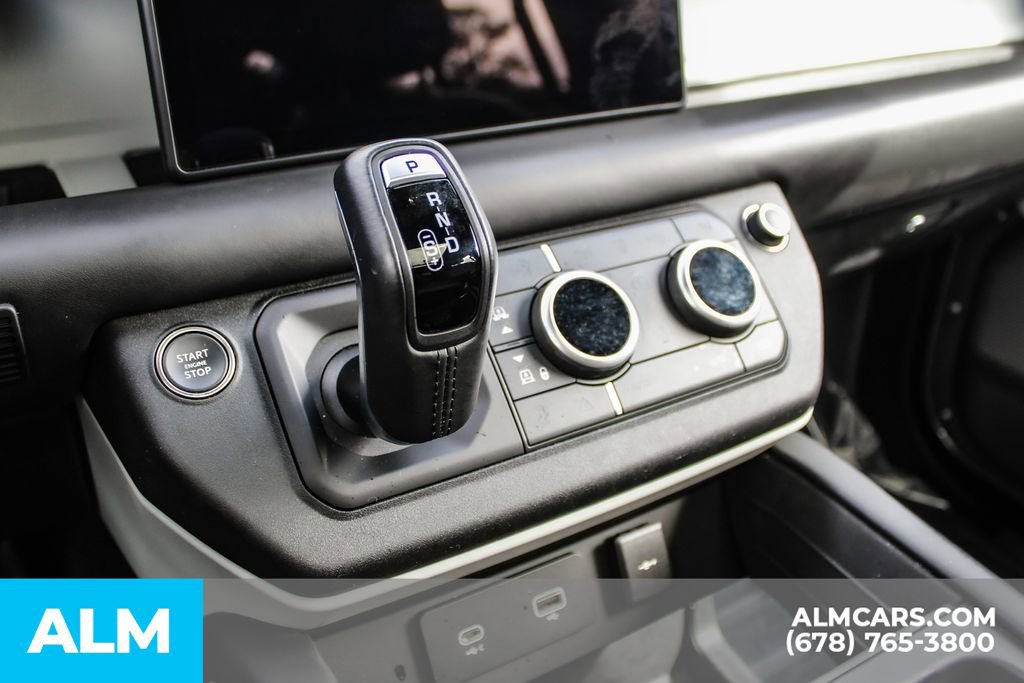 2024 Land Rover Defender 110 X-Dynamic SE