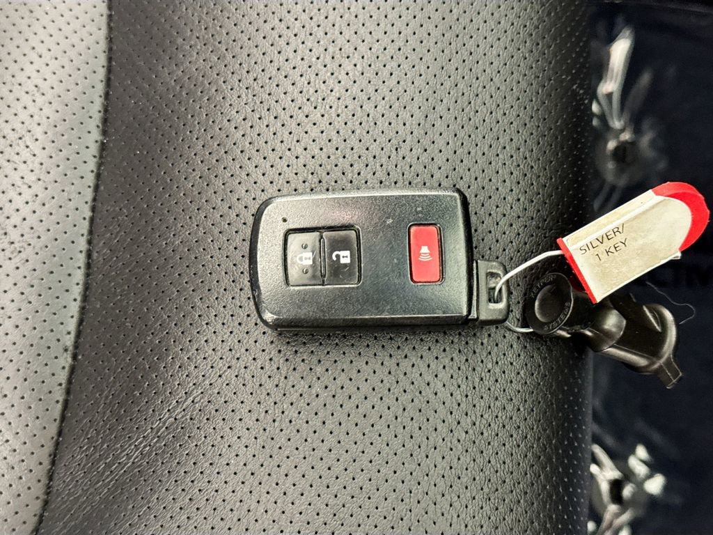 2016 Toyota Land Cruiser