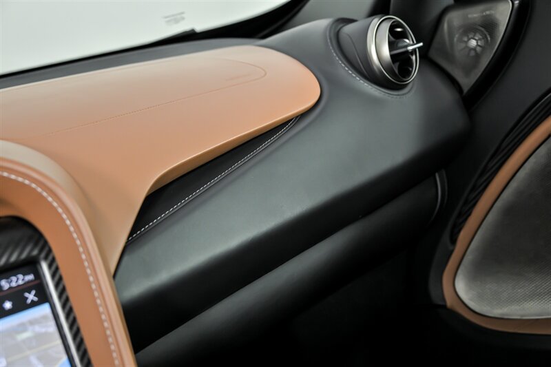 Used 2018 McLaren 720S photo 40