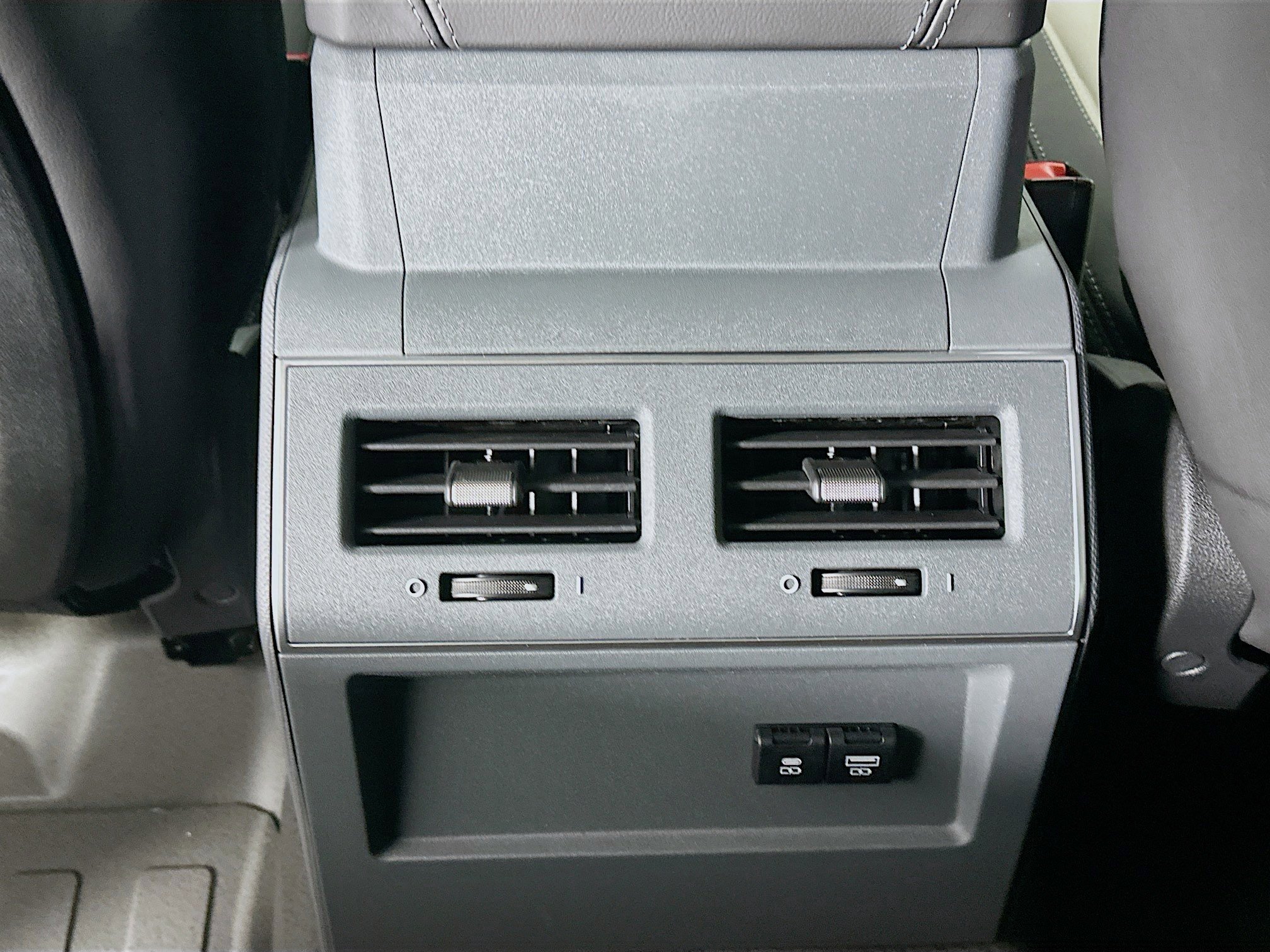 2026 INEOS Grenadier Fieldmaster Edition