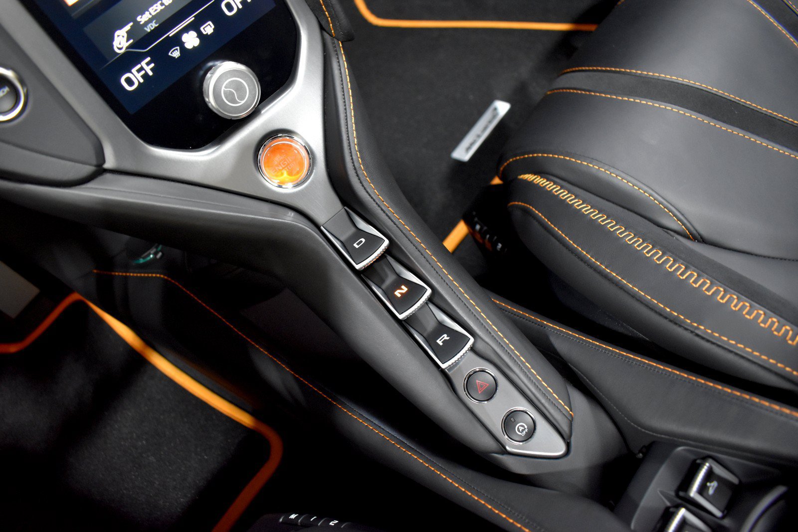 Used 2025 McLaren 750S Spider photo 31