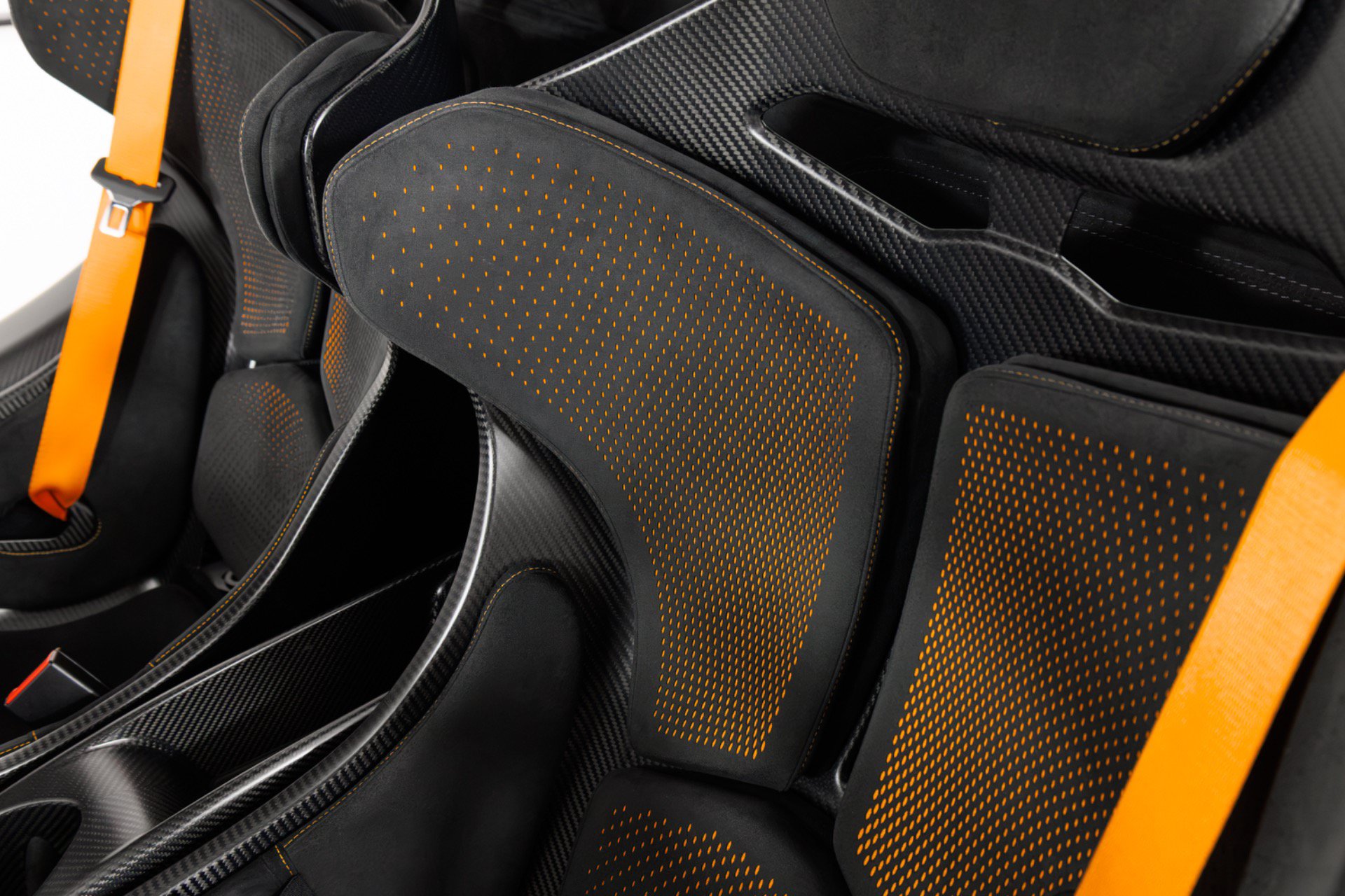 Used 2021 McLaren 765LT photo 19