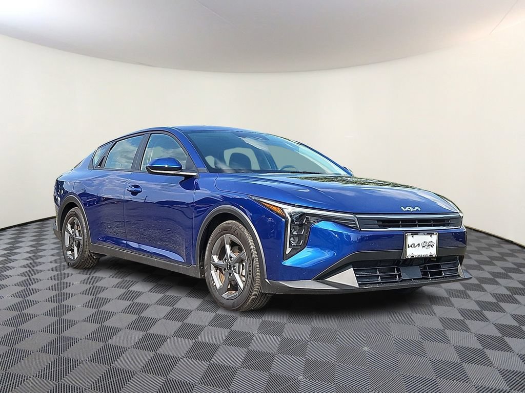 Certified 2025 Kia K4