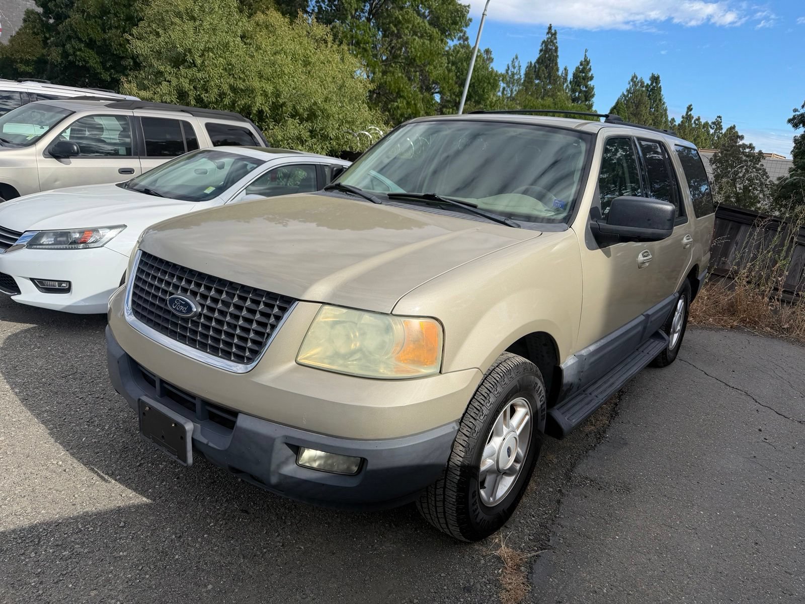 Used 2004 Ford Expedition XLT