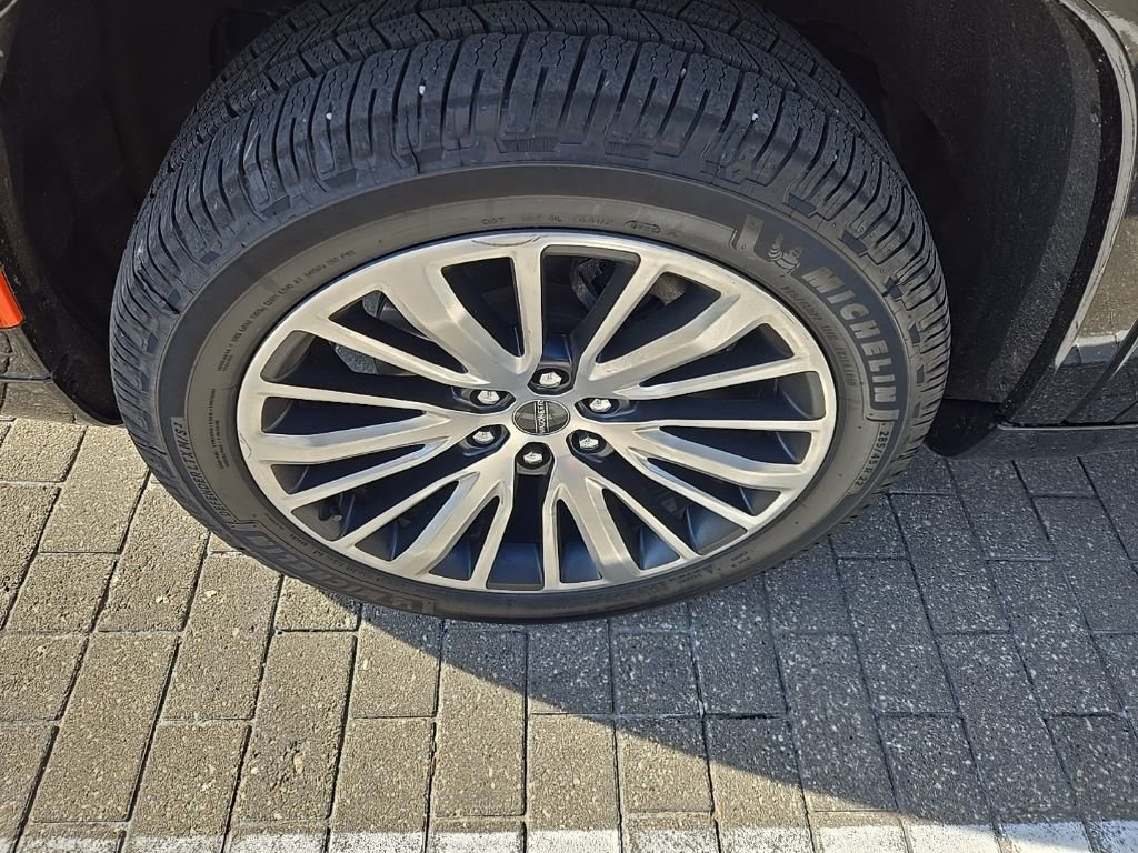 2023 Jeep Grand Wagoneer Series III