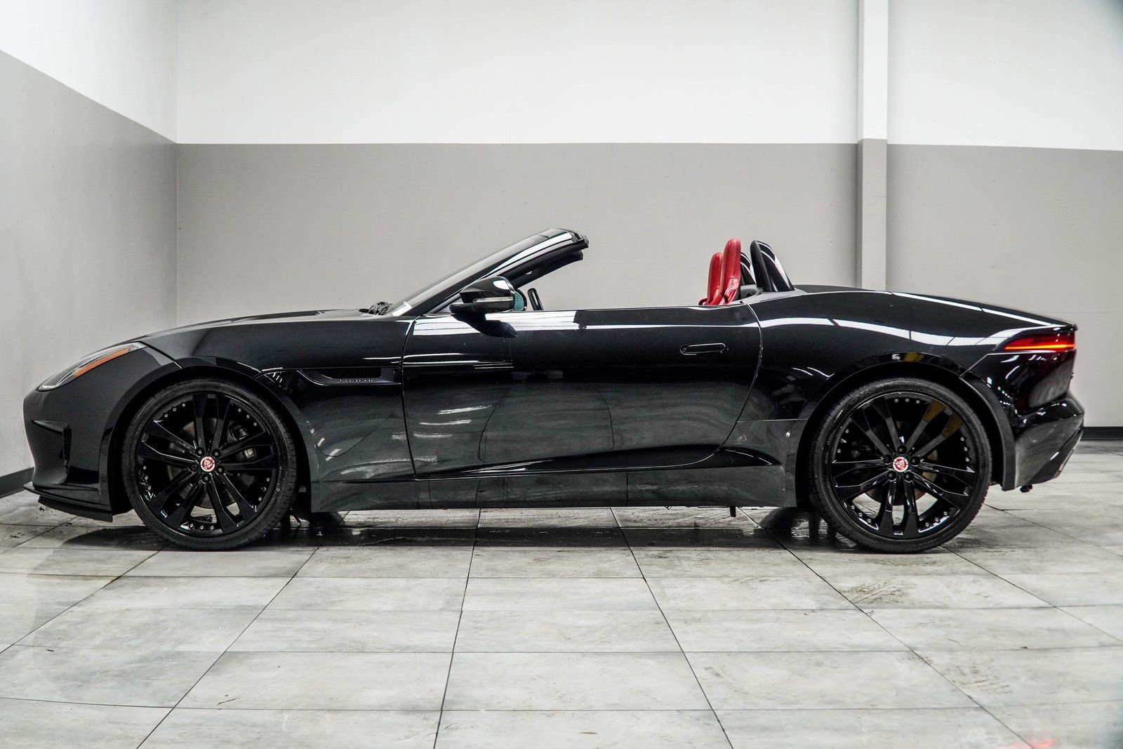 2019 Jaguar F-Type Convertible