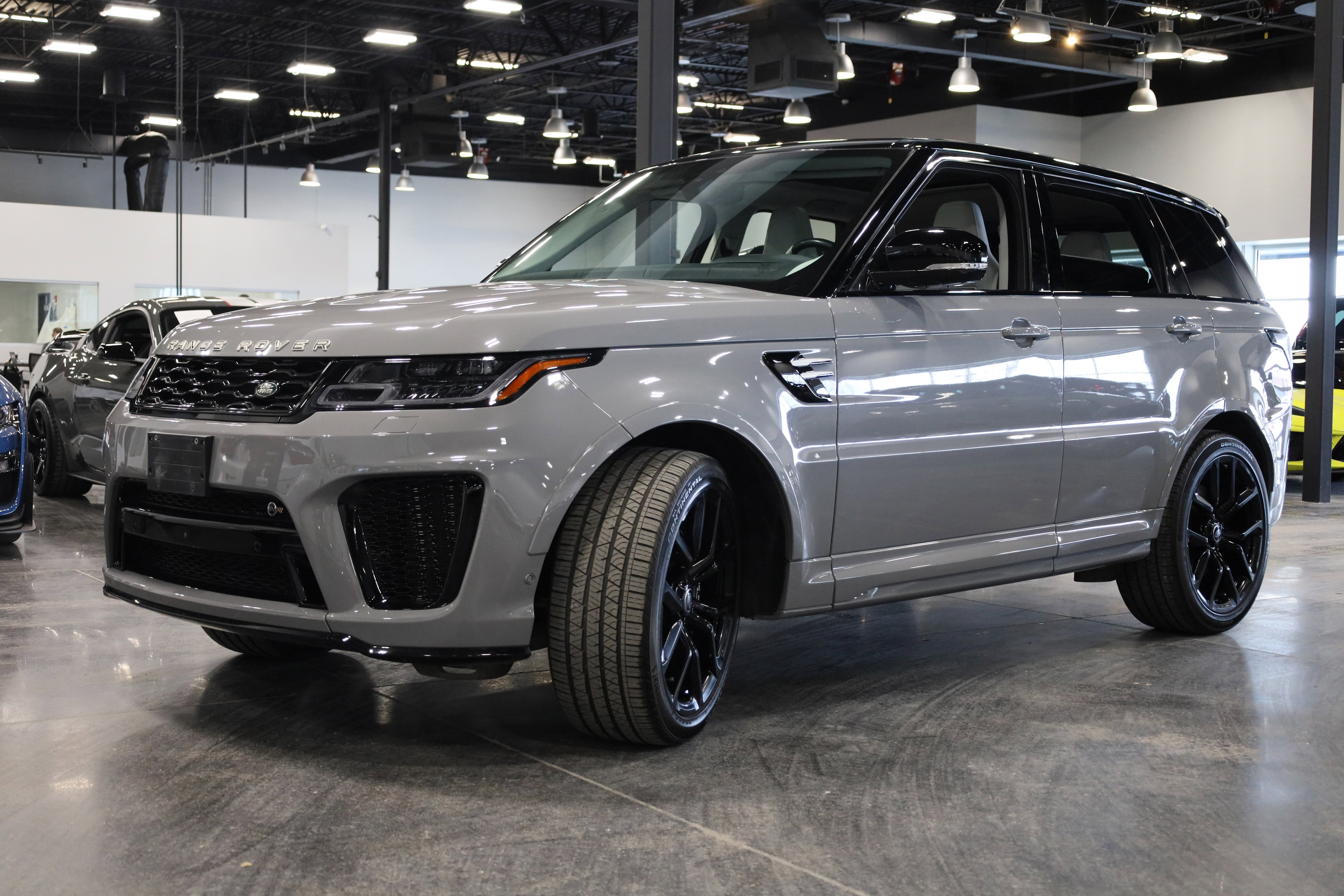 2022 Land Rover Range Rover Sport SVR Carbon Edition
