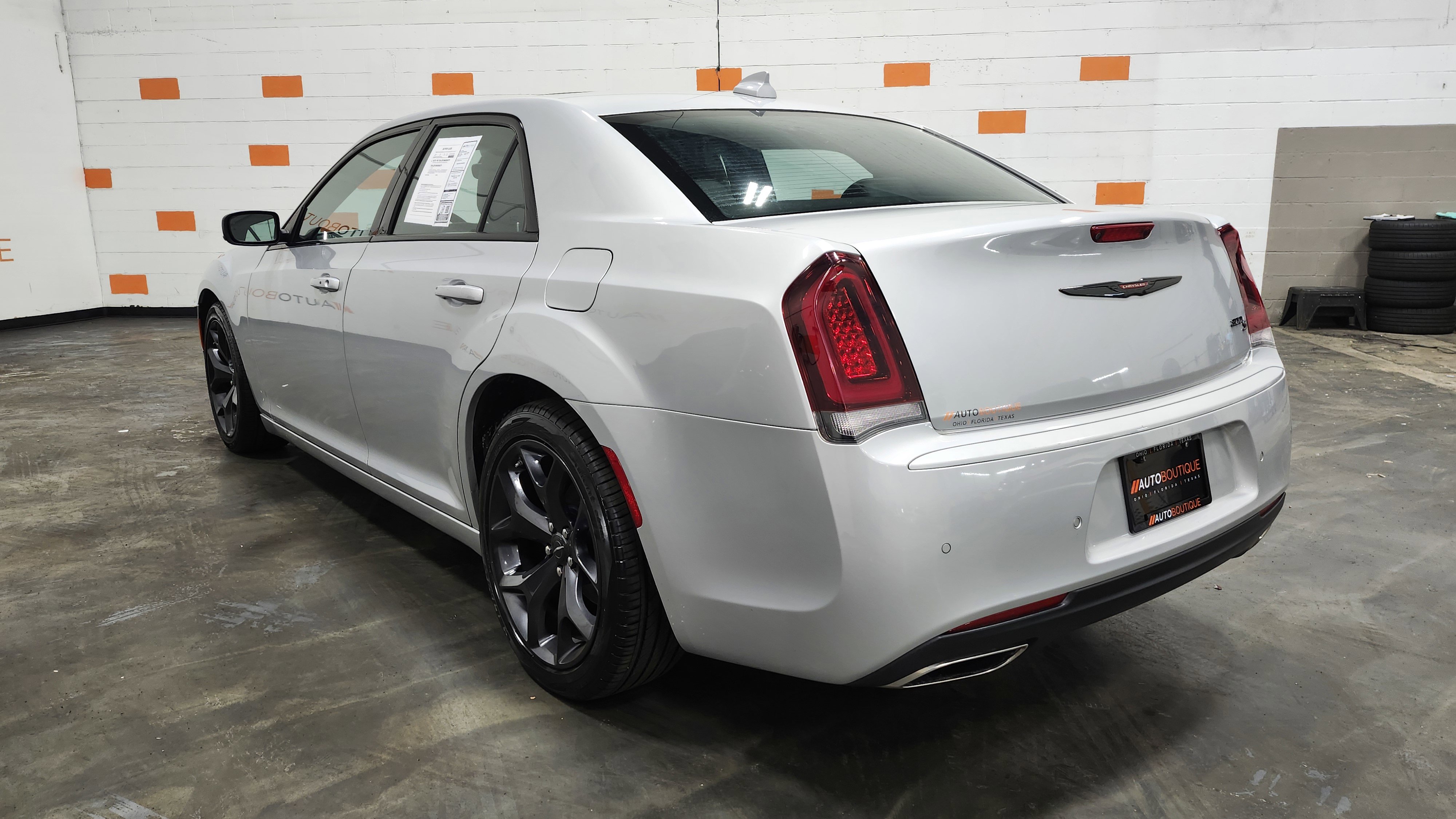 2023 Chrysler 300 S