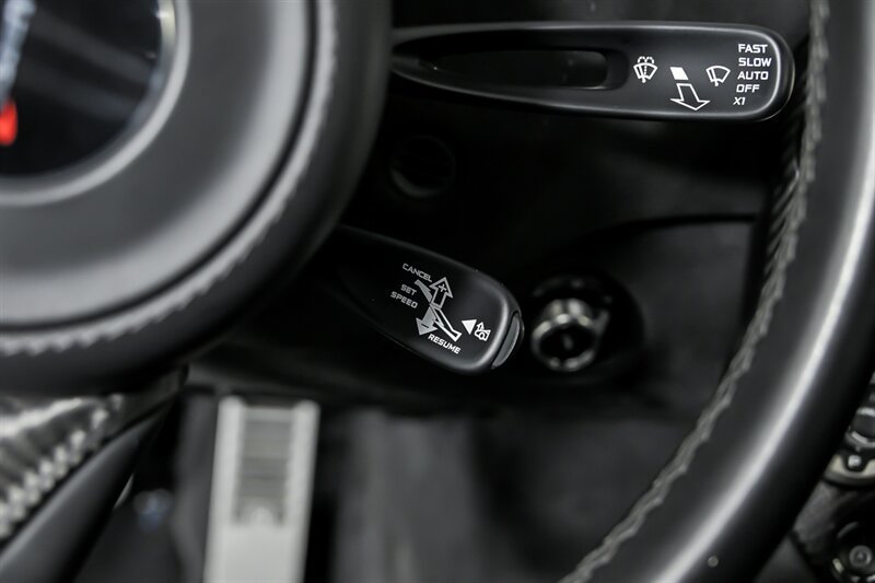 Used 2018 McLaren 720S photo 31