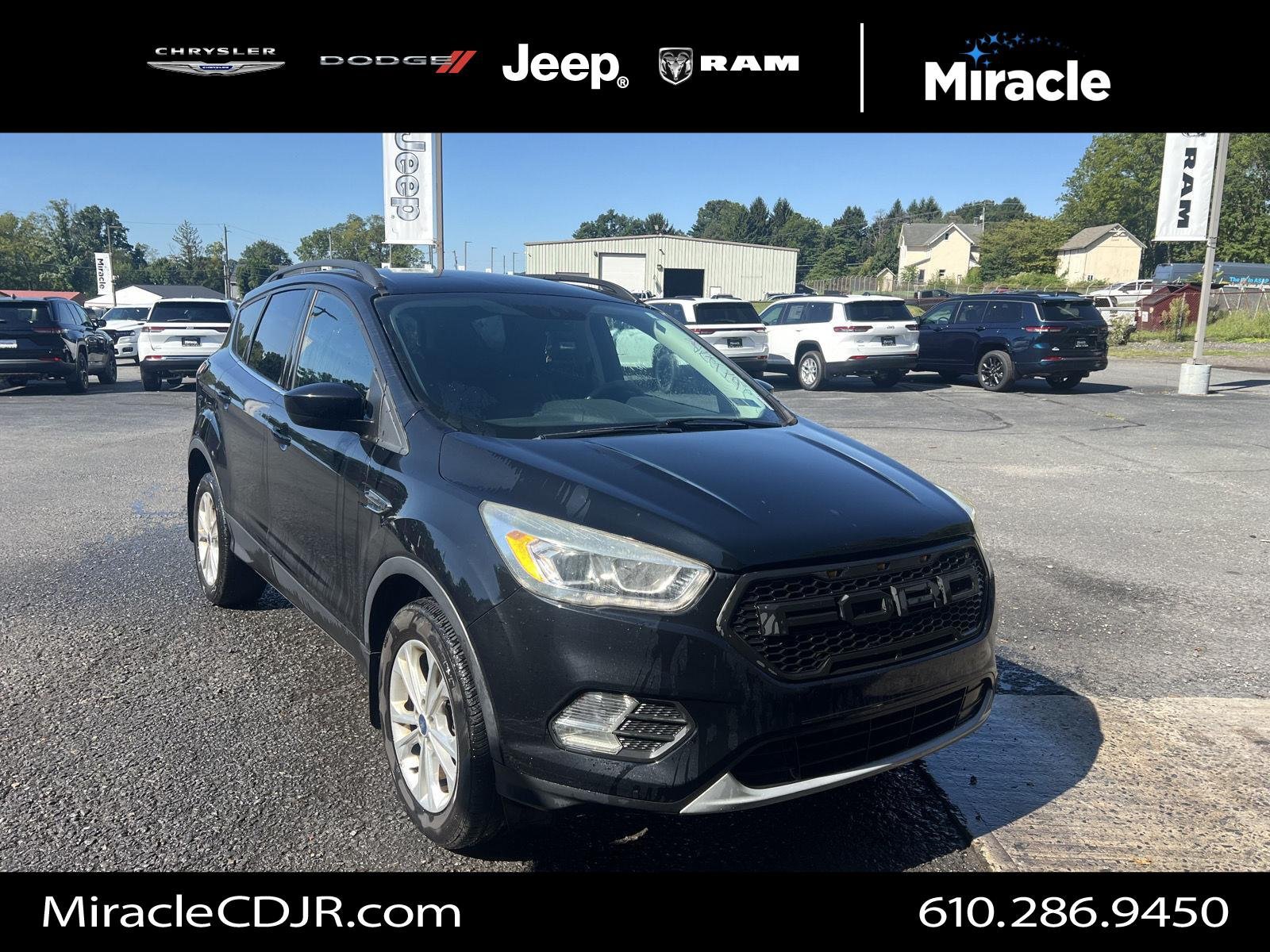 Used 2017 Ford Escape SE w/ Equipment Group 201A