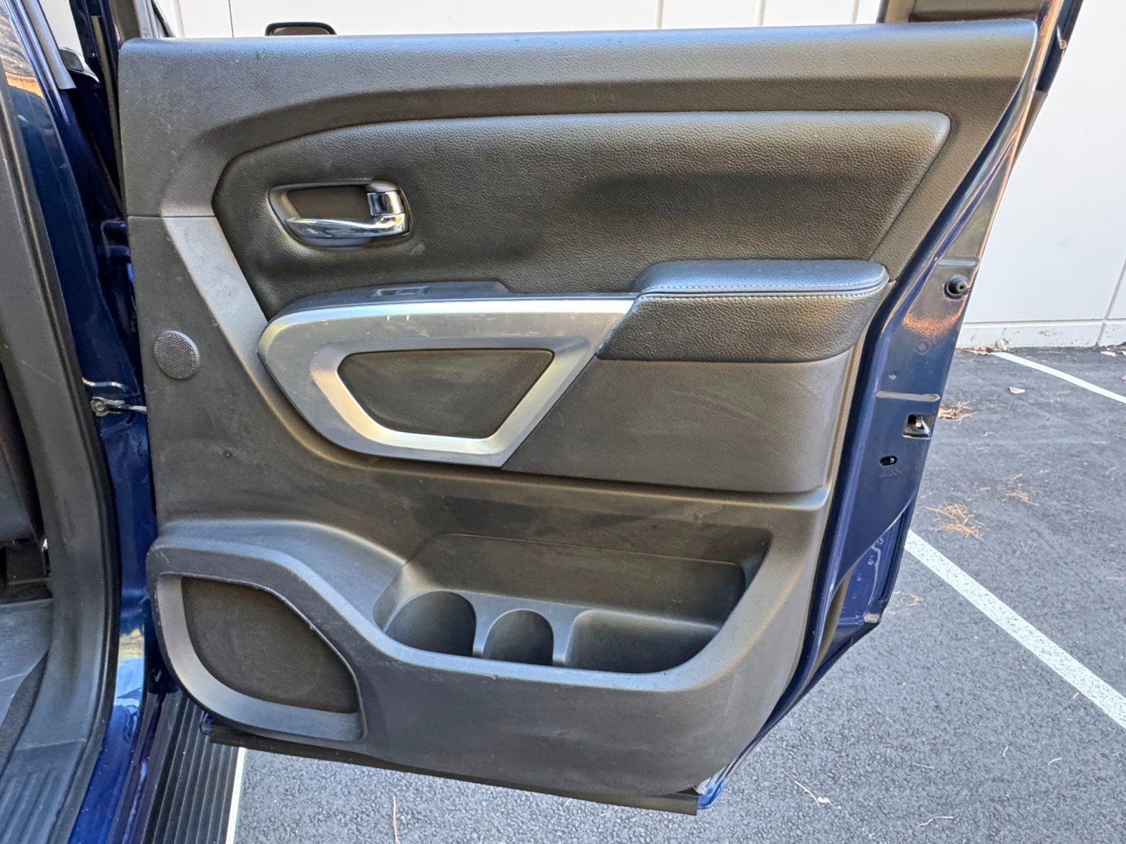 2016 Nissan Titan SL