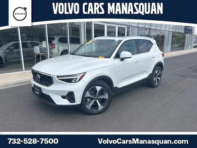 Certified 2025 Volvo XC40 B5 Plus