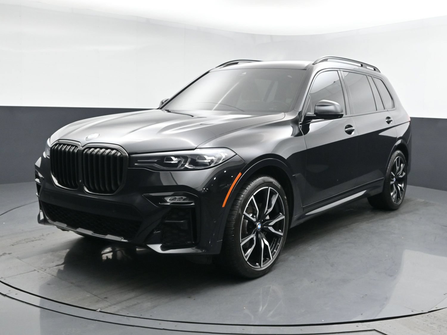 Used 2022 BMW X7 xDrive40i w/ M Sport Package