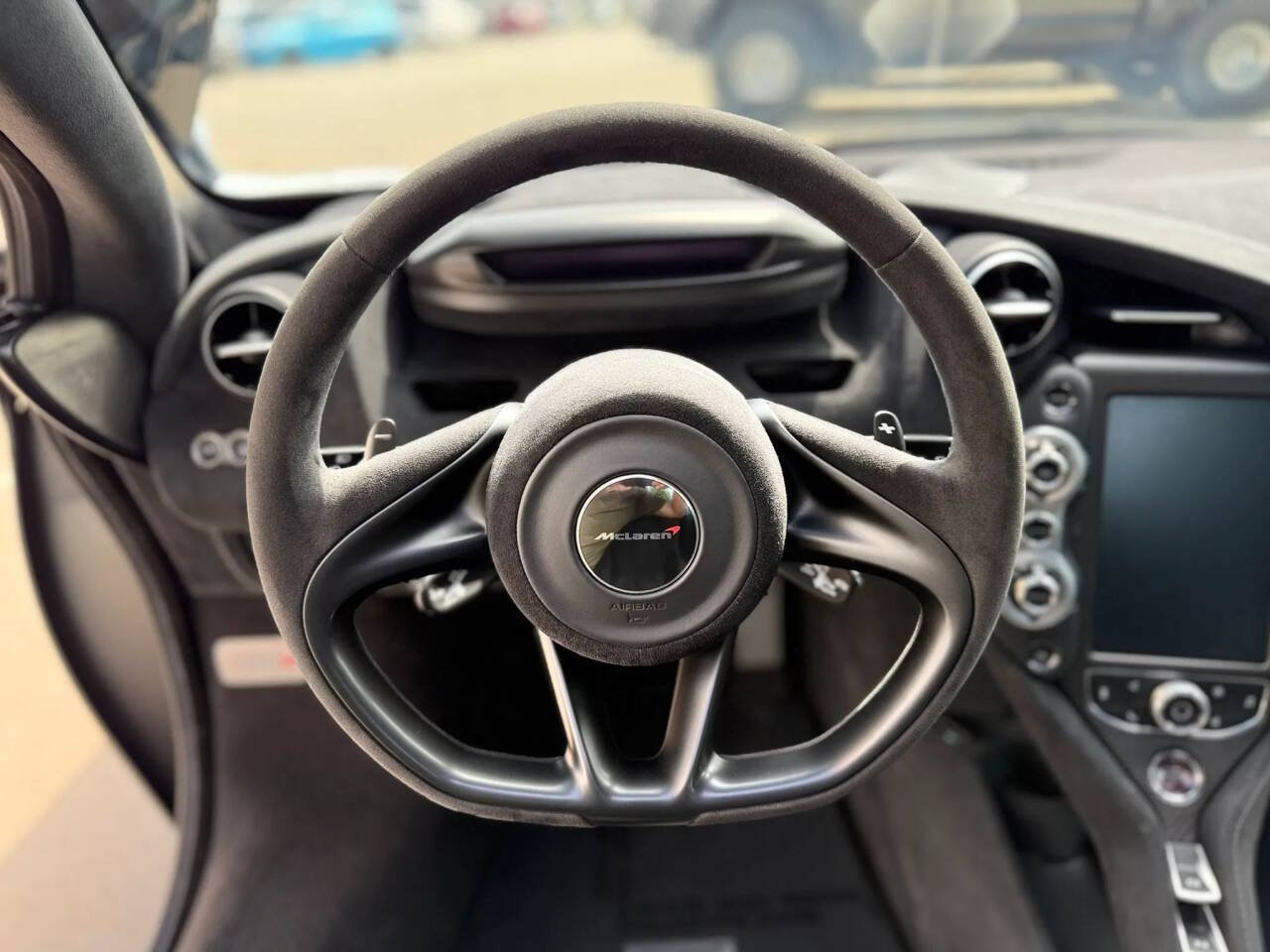 Used 2018 McLaren 720S photo 15