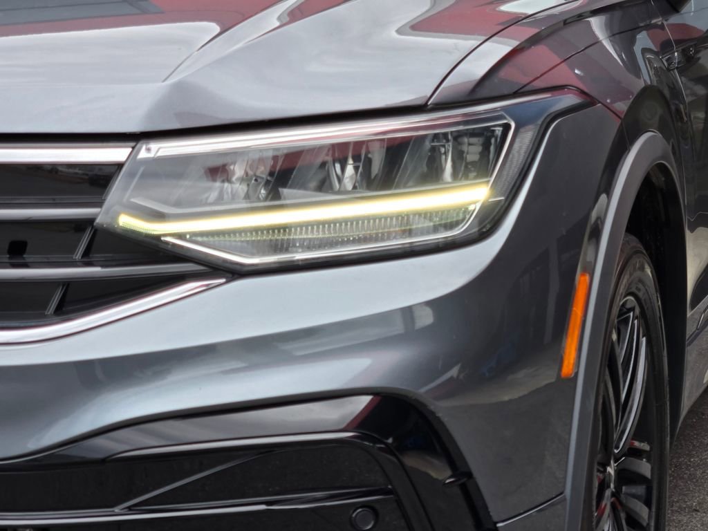 2022 Volkswagen Tiguan SE R-Line