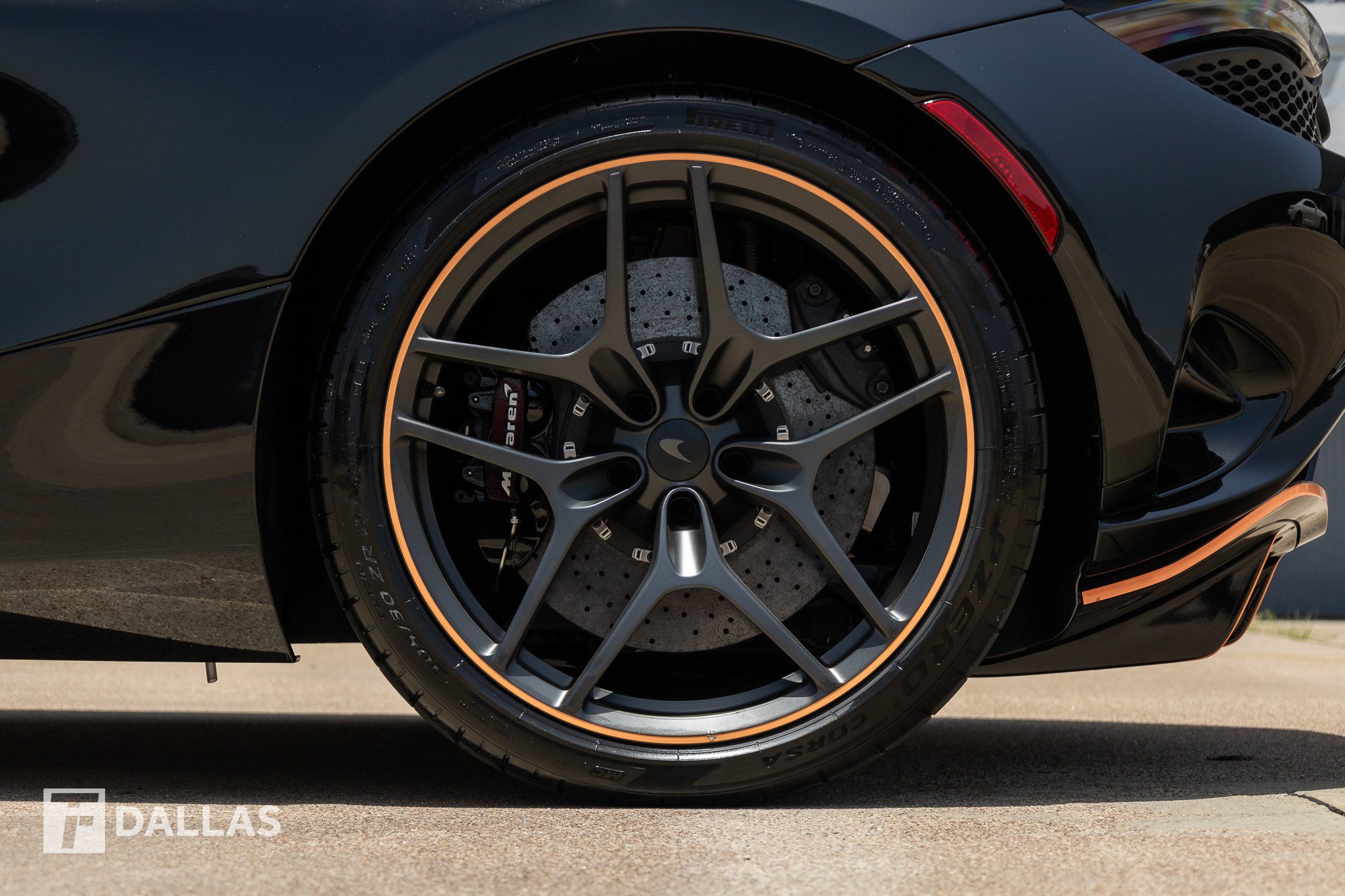 Used 2026 McLaren 750S photo 9
