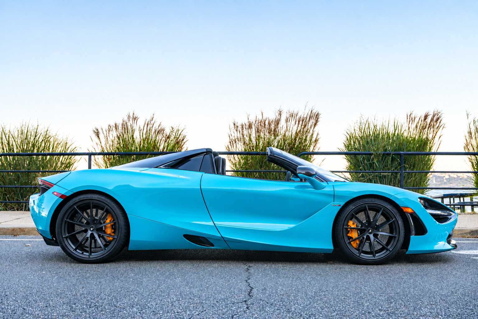 Used 2020 McLaren 720S Luxury photo 7