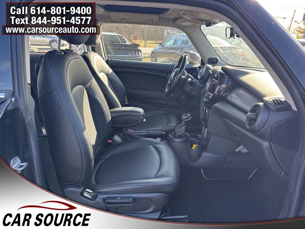 2017 MINI Cooper 2-Door Hardtop