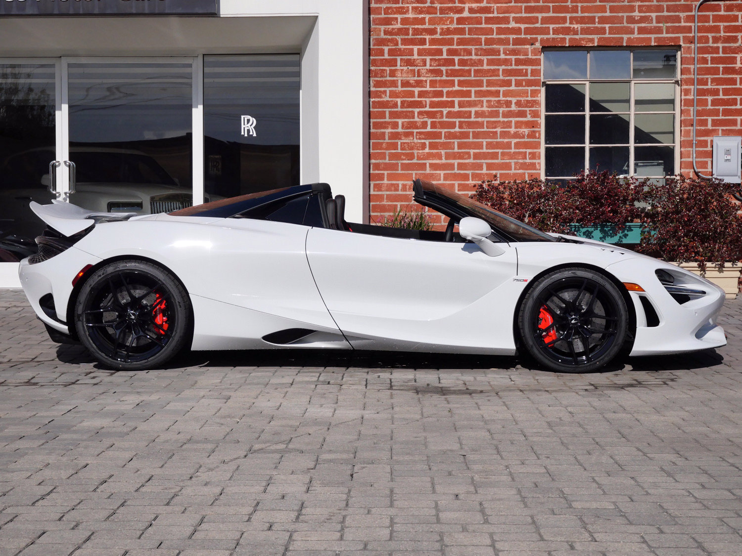 New 2027 McLaren 750S Spider 3