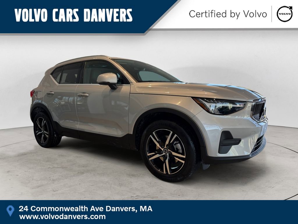 Certified 2025 Volvo XC40 B5 Core
