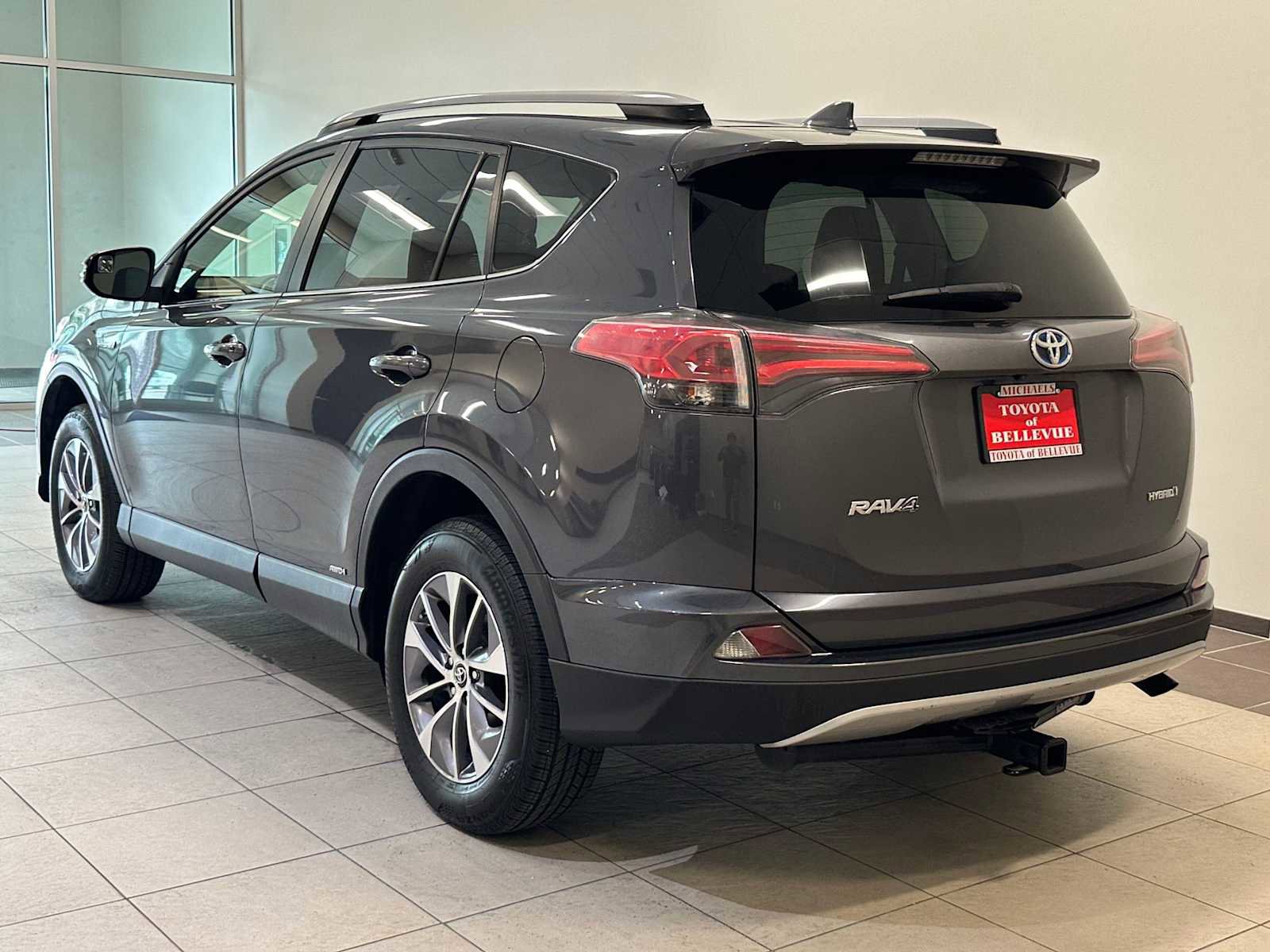 2018 Toyota RAV4 LE