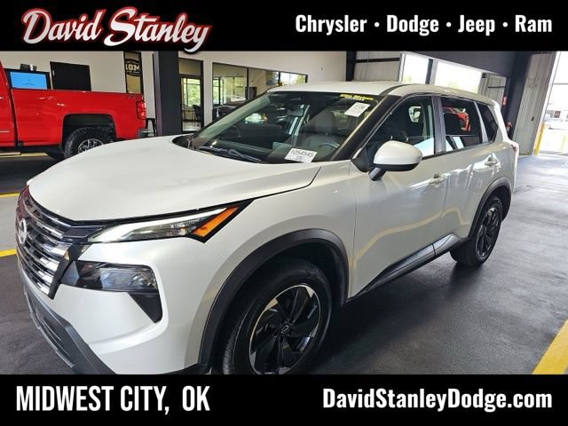 Used 2024 Nissan Rogue SV