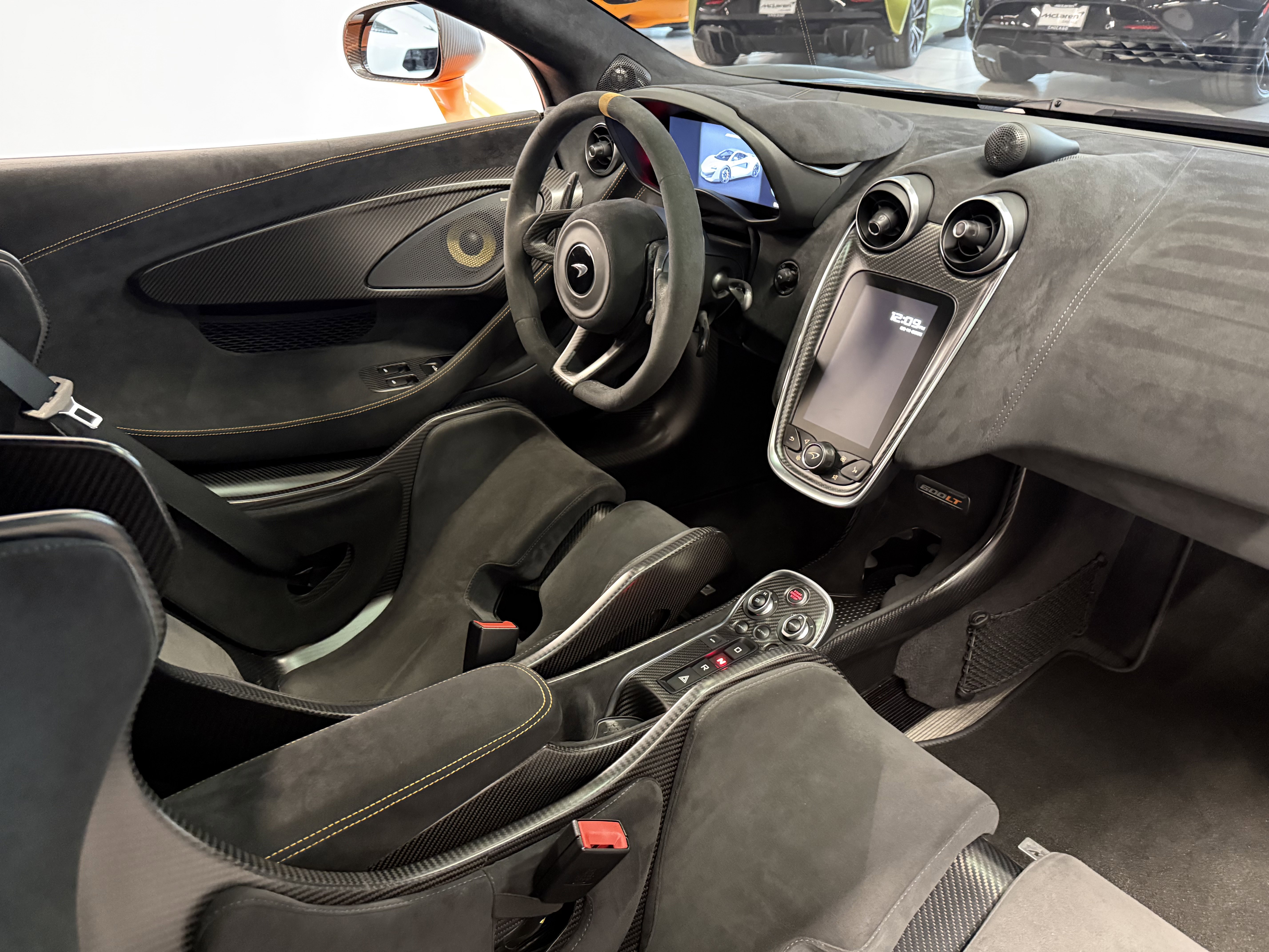 Used 2019 McLaren 600LT photo 32