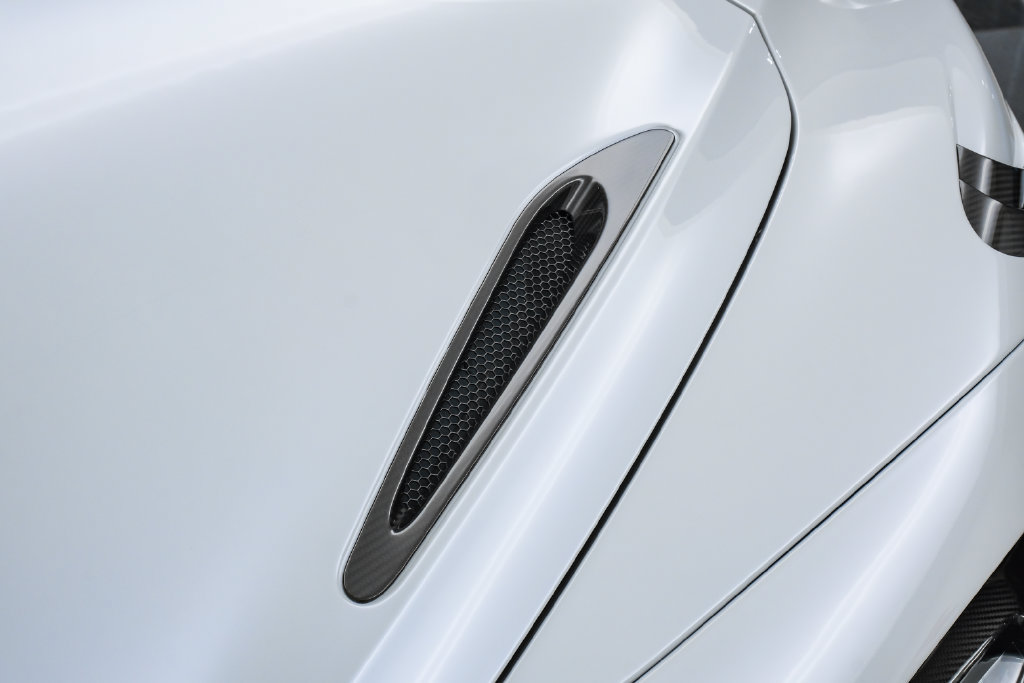 Used 2022 McLaren 765LT photo 34