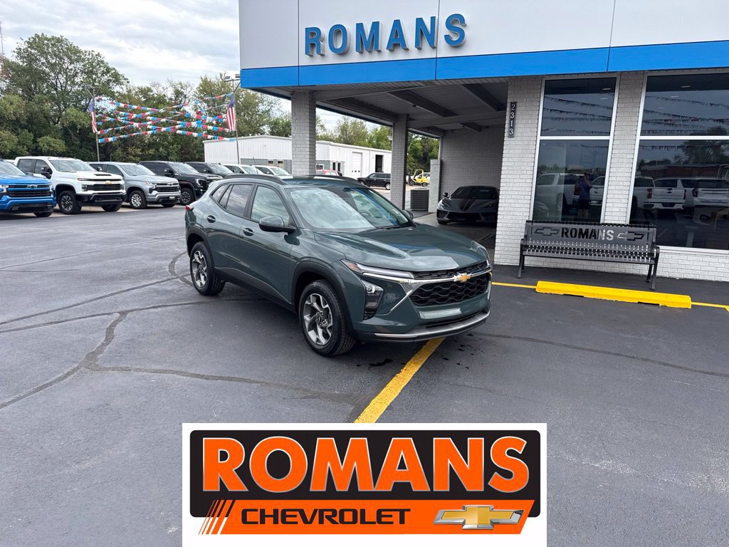 Used 2025 Chevrolet Trax LT
