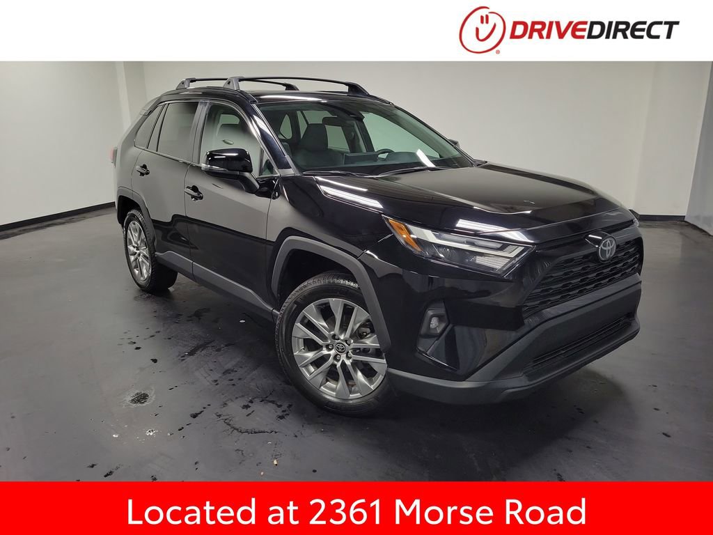 2025 Toyota Rav4 XLE Premium