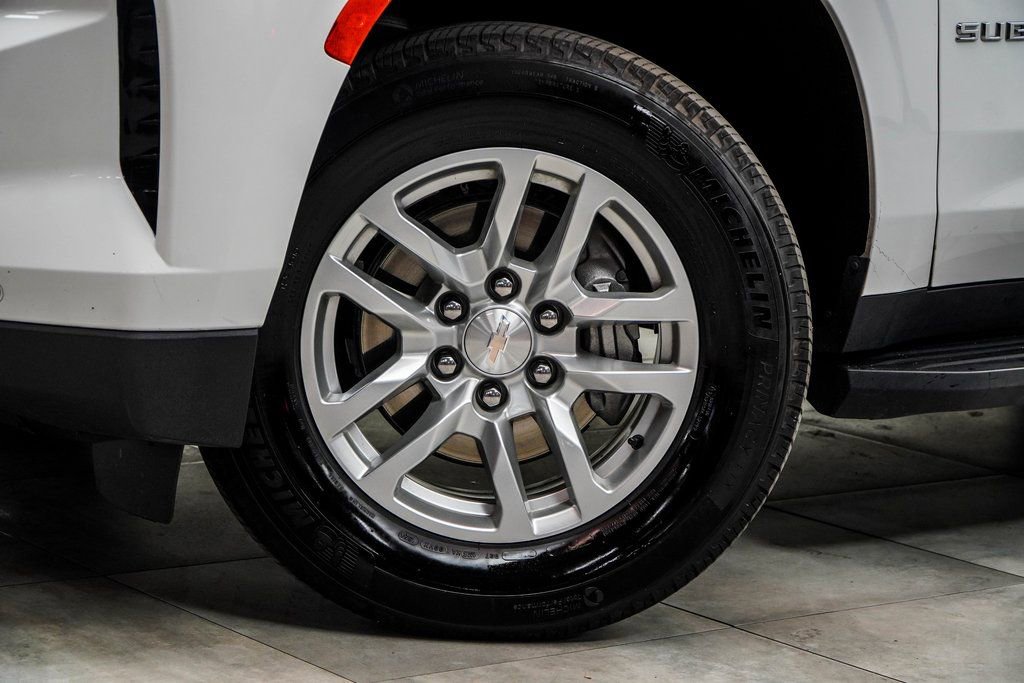 2024 Chevrolet Suburban LT