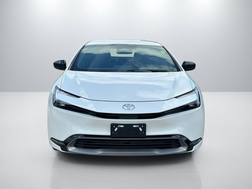 2025 Toyota Prius XLE