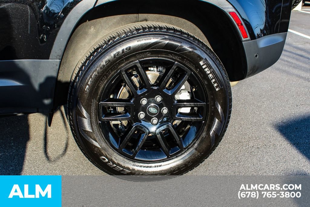 2025 Land Rover Defender 110 S