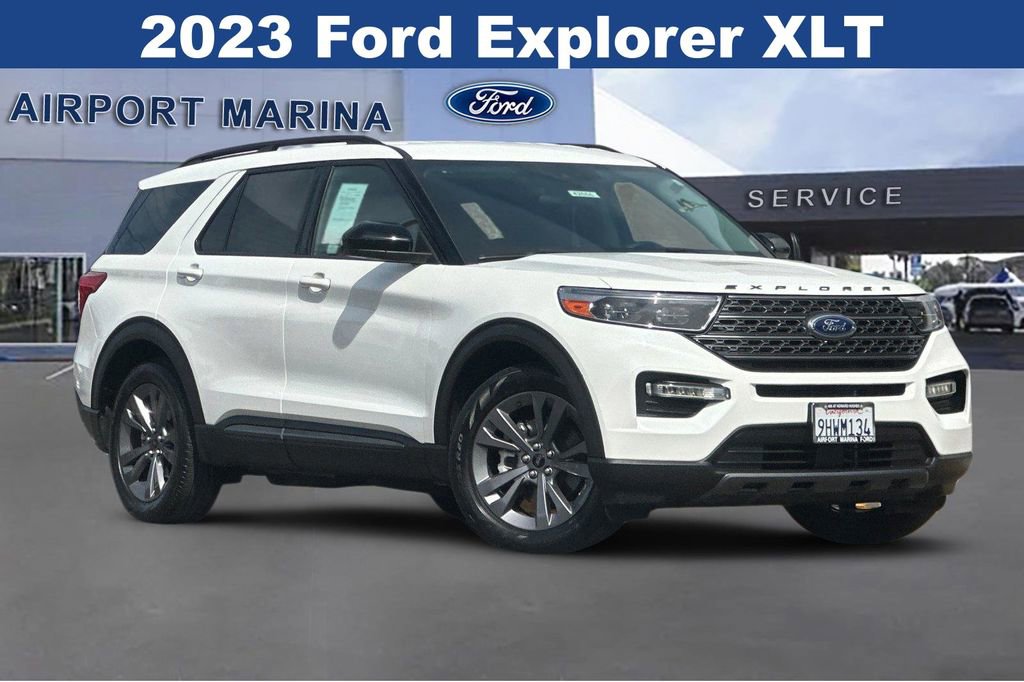 2023 Ford Explorer XLT