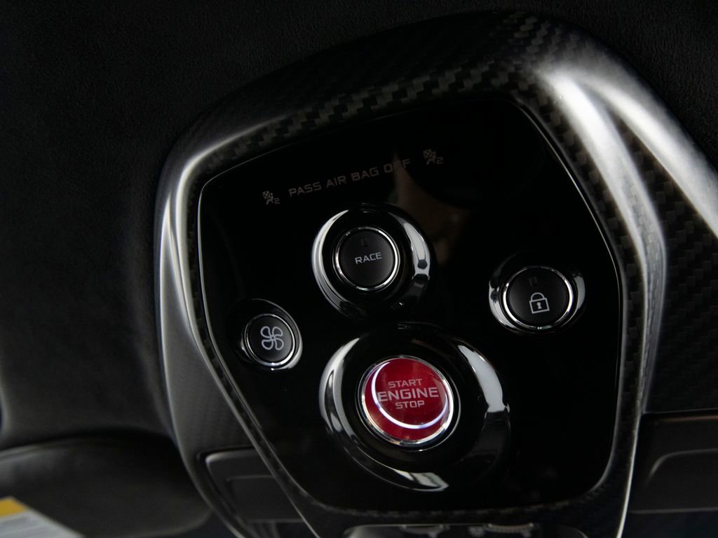 Used 2019 McLaren Senna photo 55