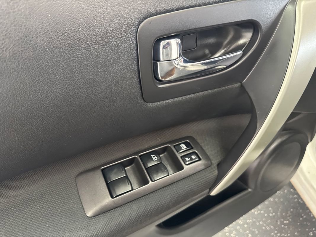 2013 Nissan Rogue SV