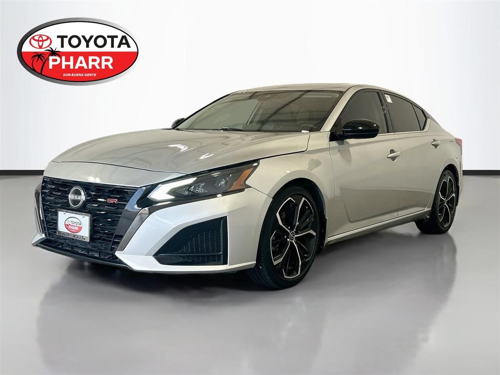 Used 2023 Nissan Altima 2.5 SR w/ SR Premium Package
