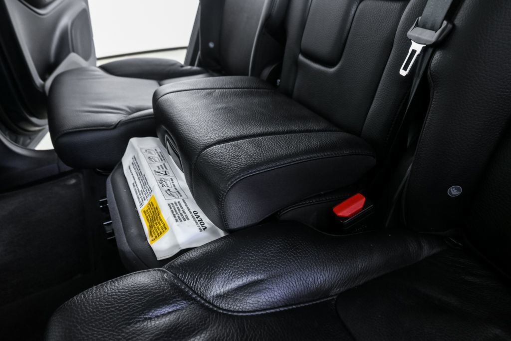 2023 Volvo Xc90 B5 Plus