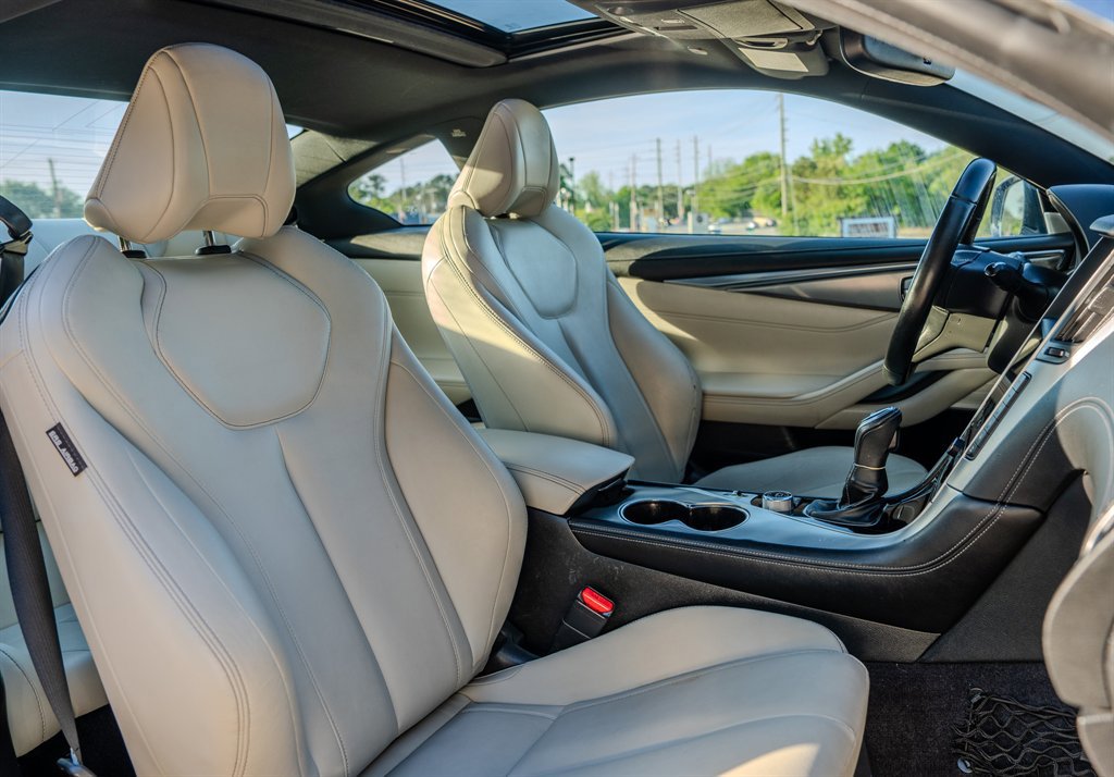 2017 INFINITI Q60 3.0t