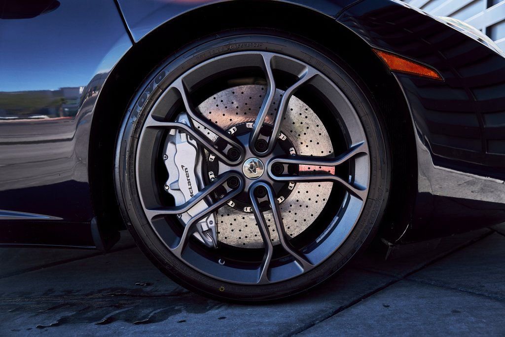 2012 McLaren MP4-12C Coupe