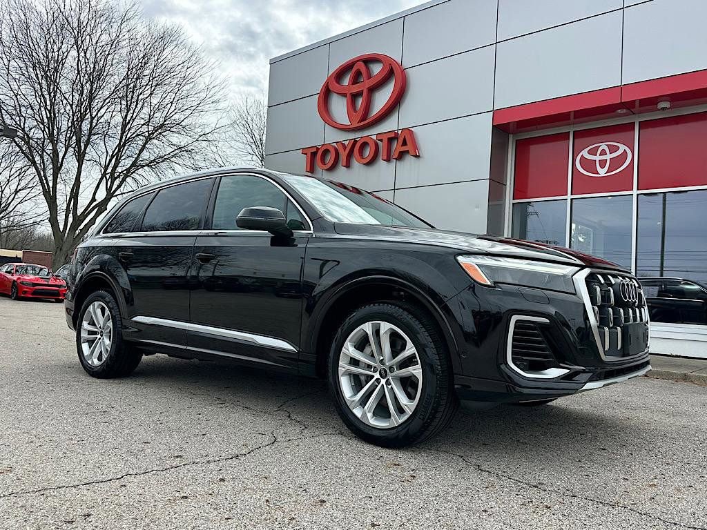2025 Audi Q7 3.0T Premium Plus